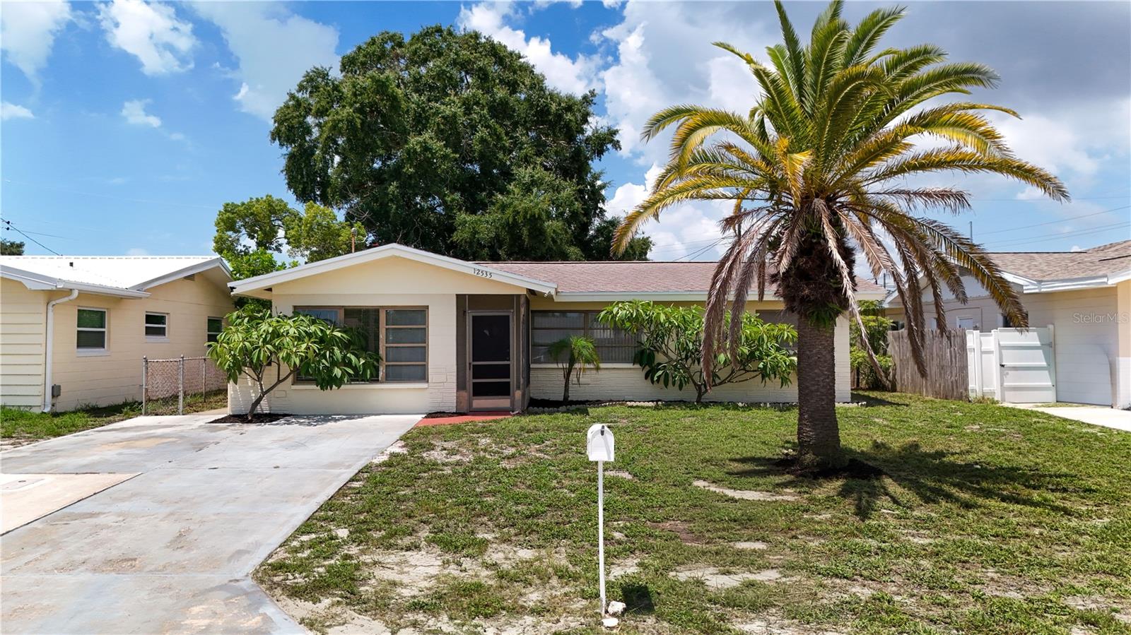12535 79 Ave, Seminole, FL 33776 photo