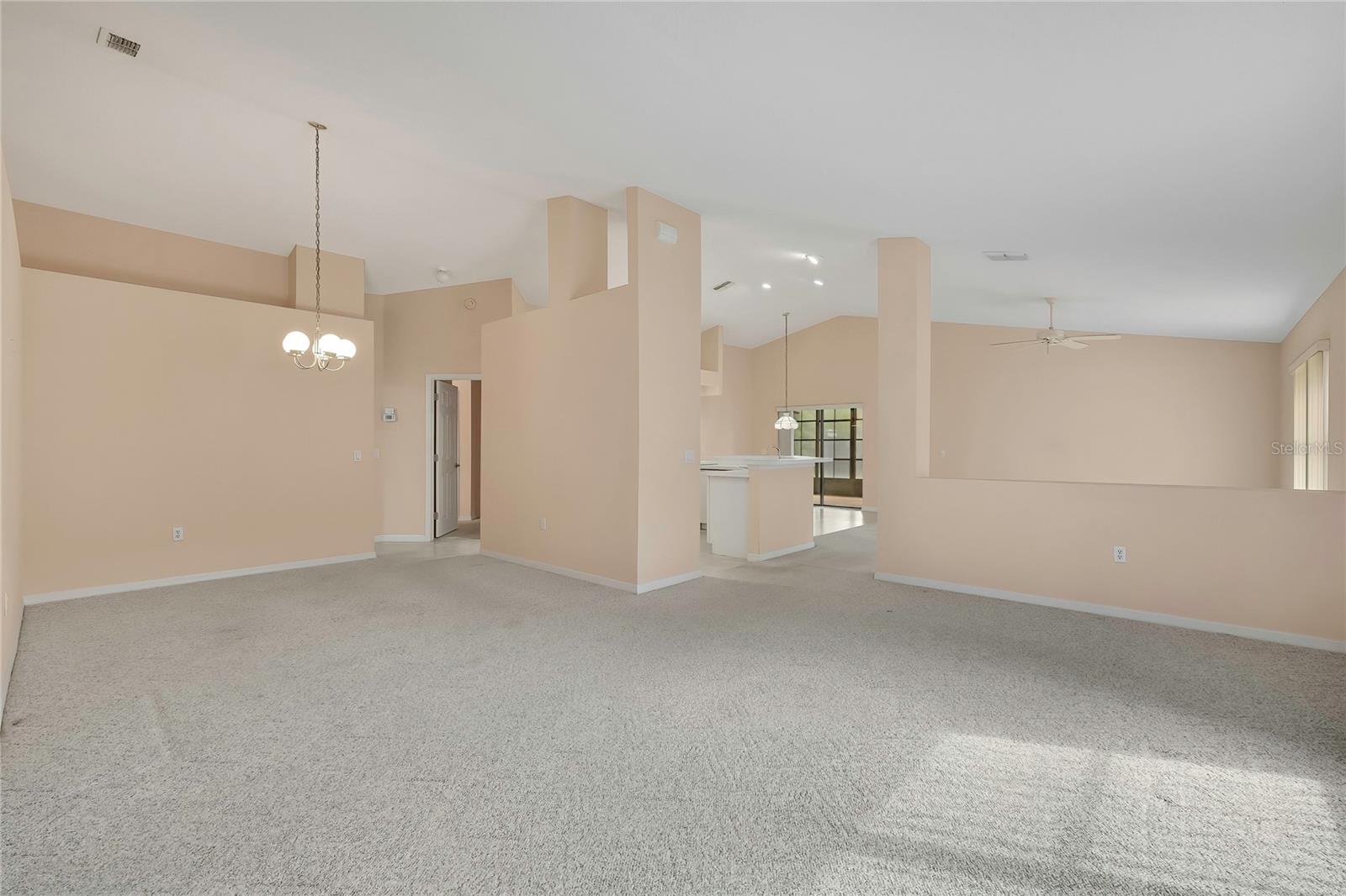 11103 Cherrywood Ct, Spring Hill, FL 34609 photo