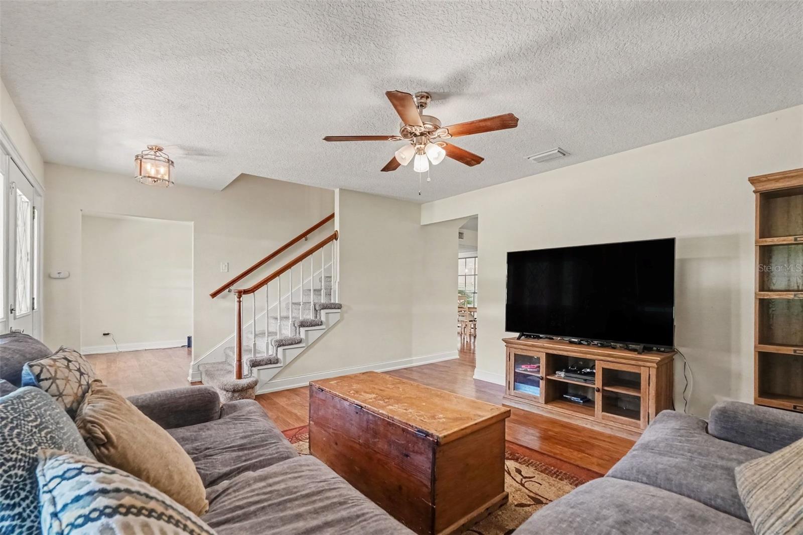 28103 Deedra Dr, Wesley Chapel, FL 33544 photo