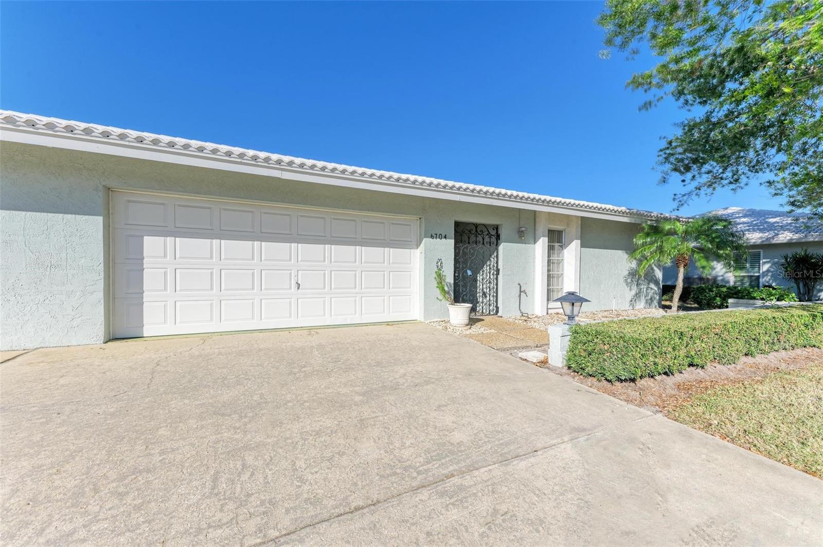 6704 11 Ave, Bradenton, FL 34209 photo
