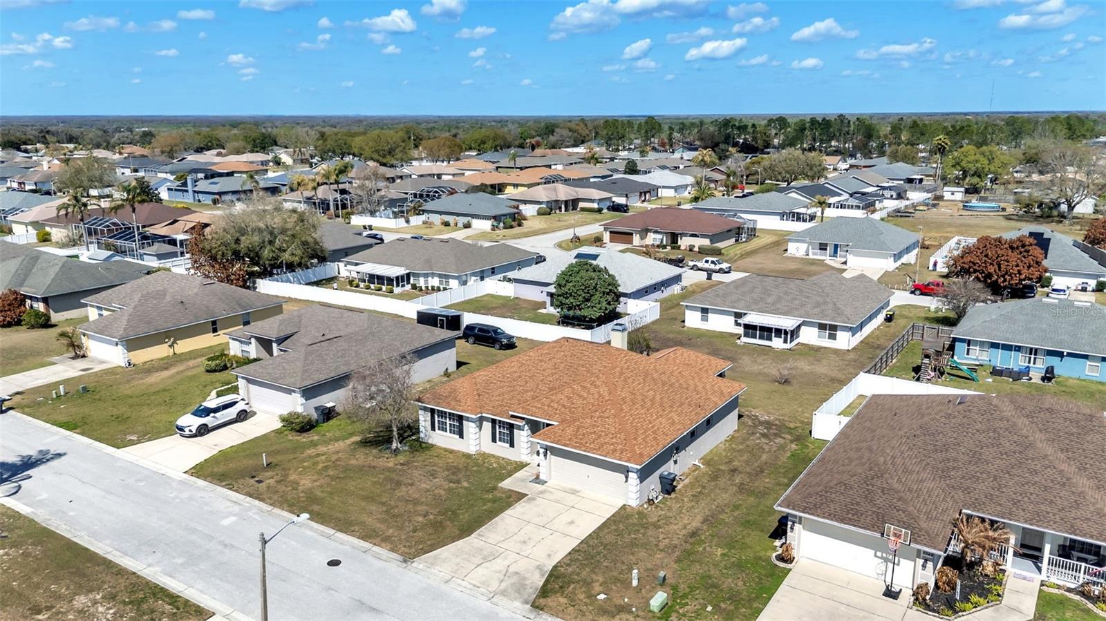 7755 Canterbury Cir, Lakeland, FL 33810 photo