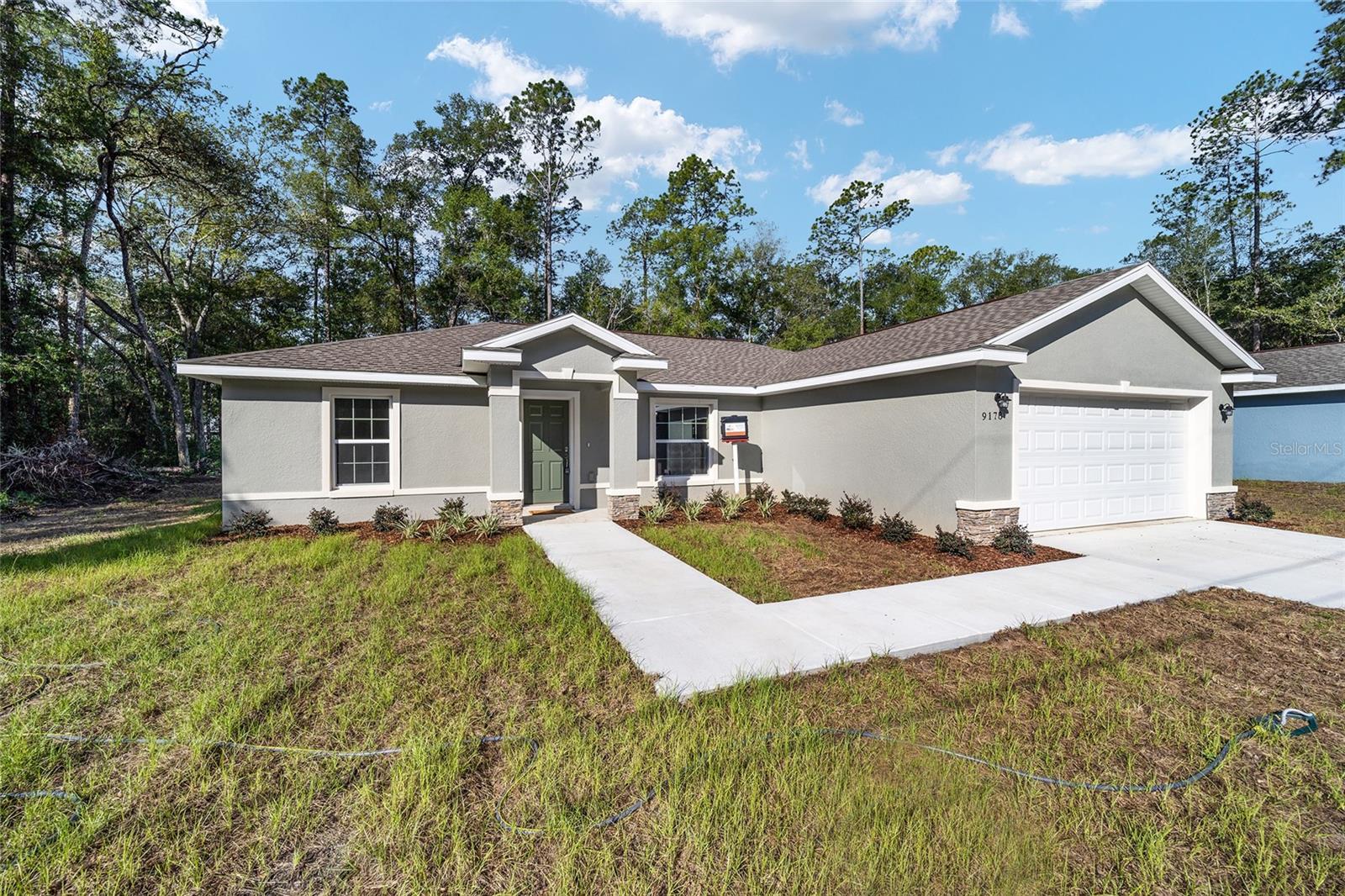 2398 Devon Dr, Citrus Springs, FL 34434