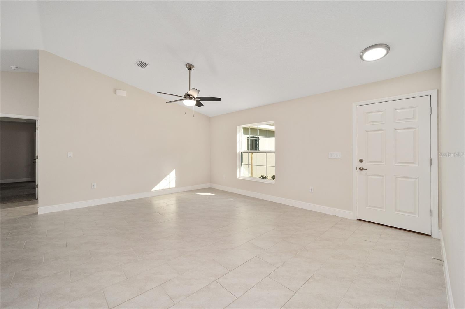 2398 W Devon Dr, Citrus Springs, FL 34434 photo