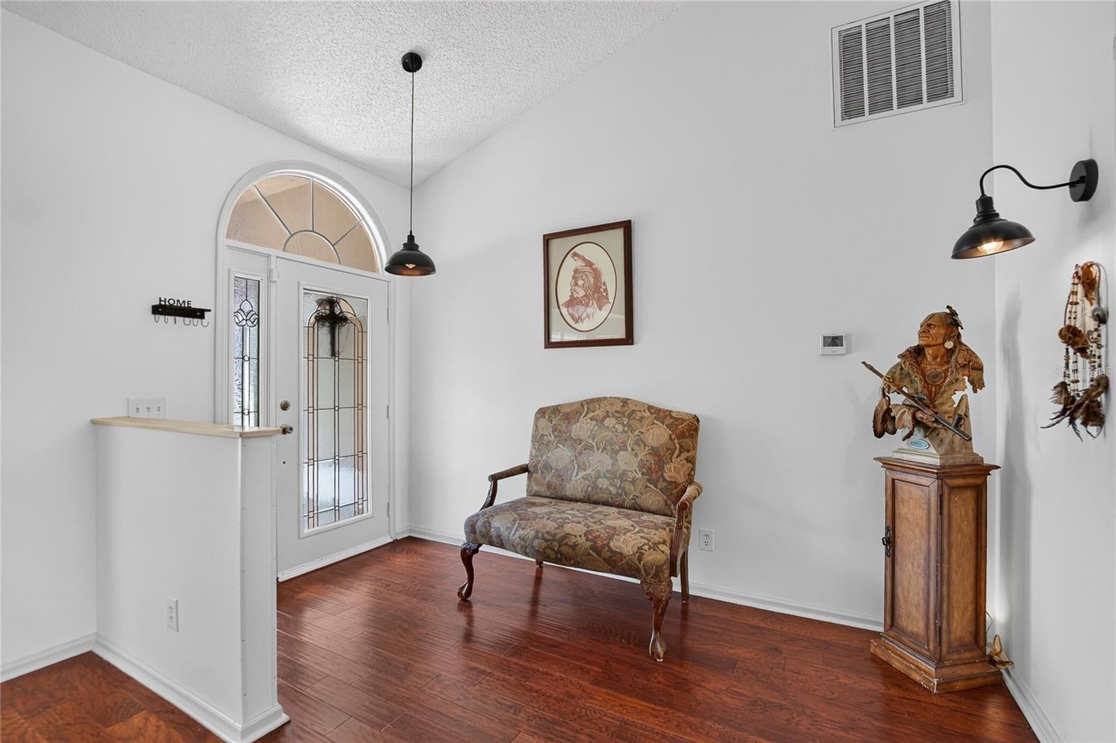 2010 River Park Ct, Valrico, FL 33596 photo