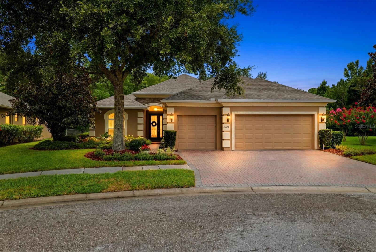 14828 Man 0 War Dr, Odessa, FL 33556