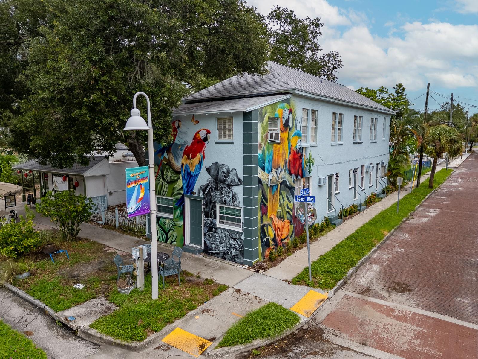 2938 Beach Blvd, Gulfport, FL 33707