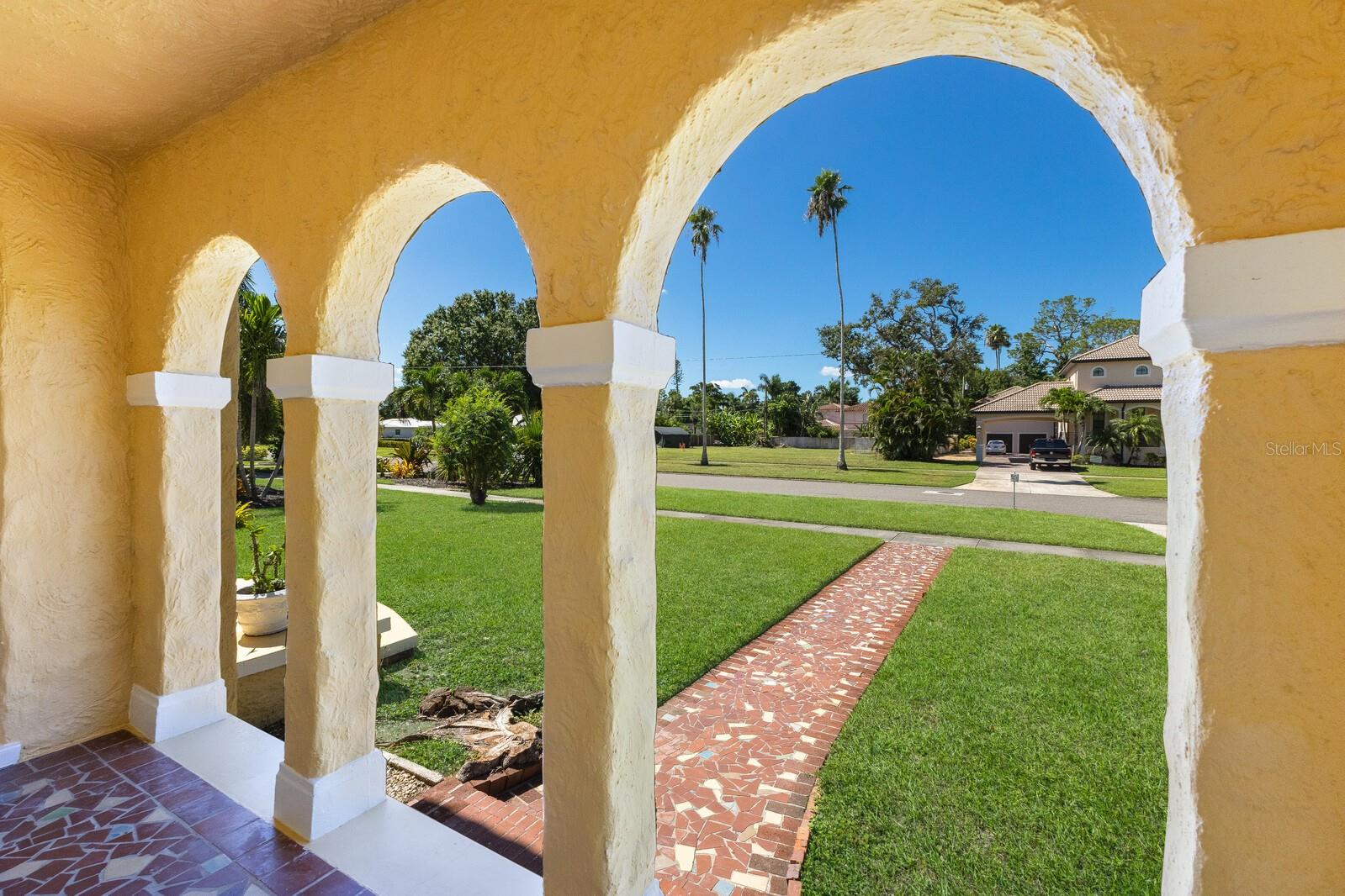455 Acacia Dr, Sarasota, FL 34234 photo