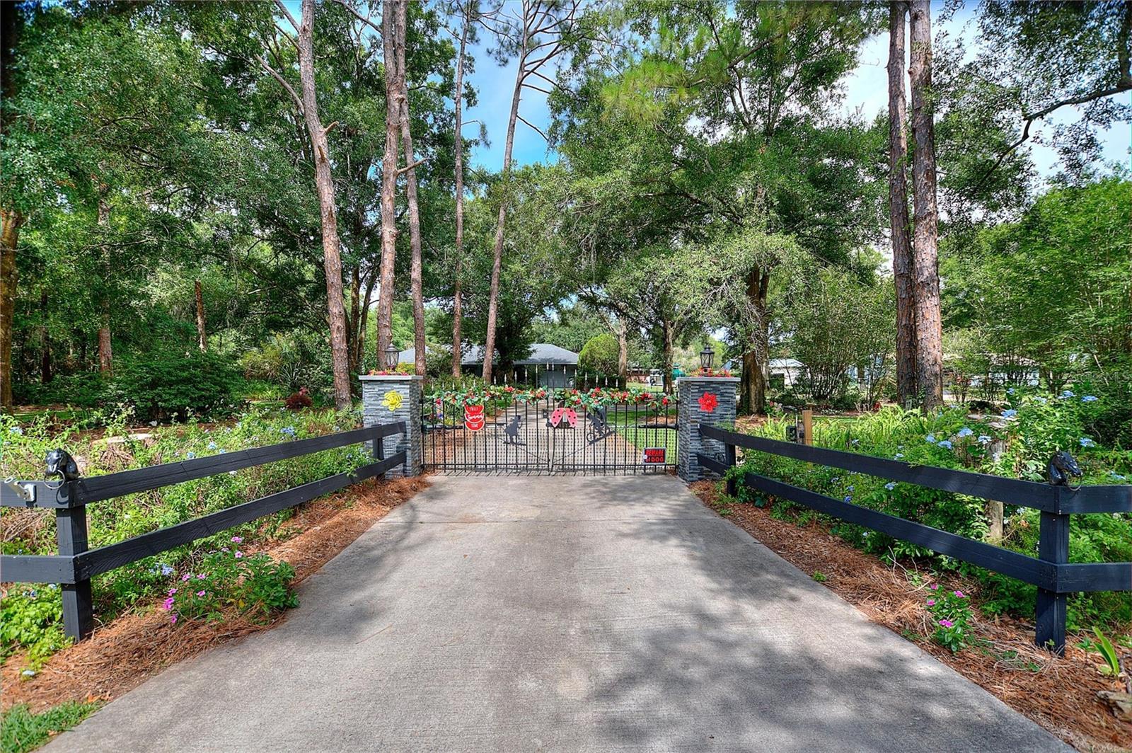 7 Lake Arrowhead Dr, Winter Haven, FL 33880 photo
