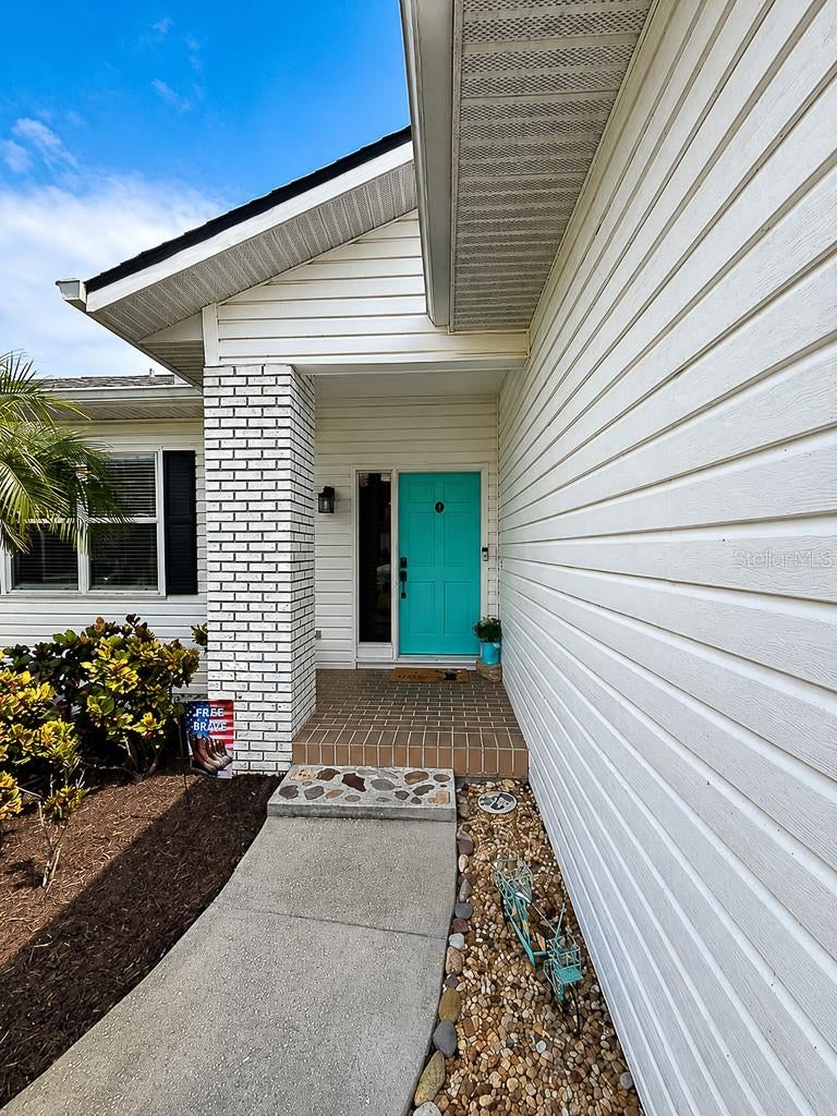 859 Harbor Hill Dr, Safety Harbor, FL 34695 photo