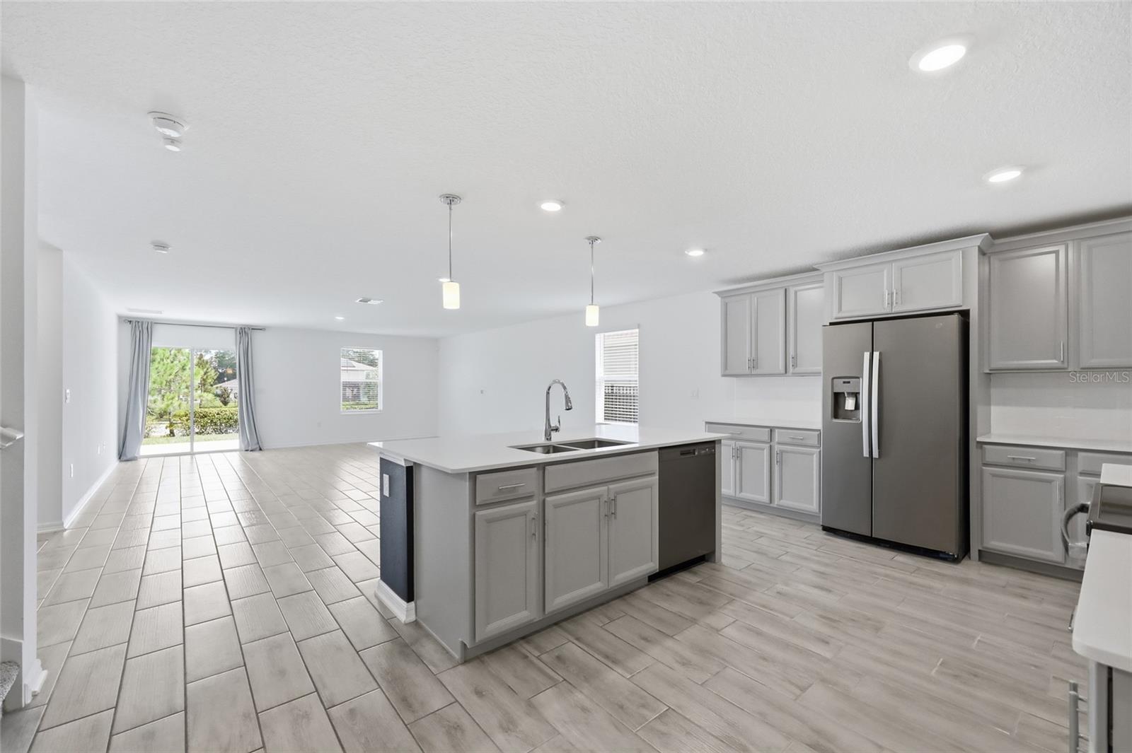 5215 Tanzanite Dr, Mount Dora, FL 32757 photo