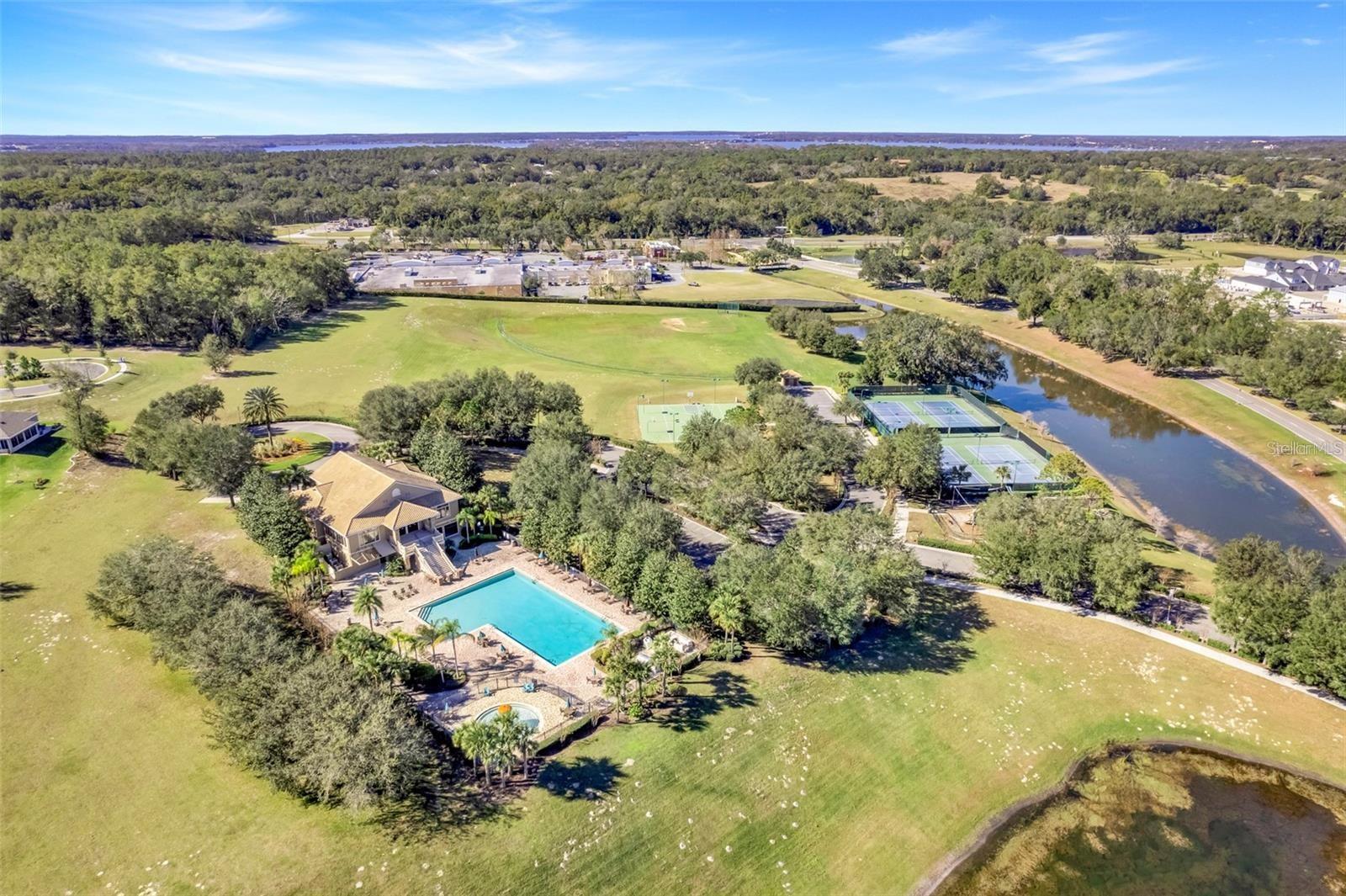 5215 Tanzanite Dr, Mount Dora, FL 32757 photo