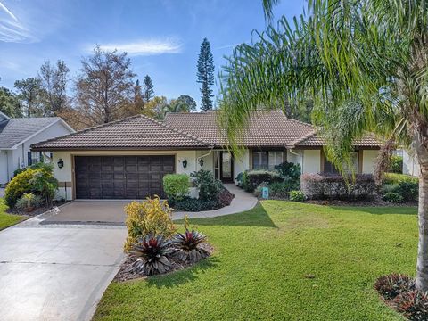 Single Family Residence in YALAHA FL 102 CEDAR WAY.jpg