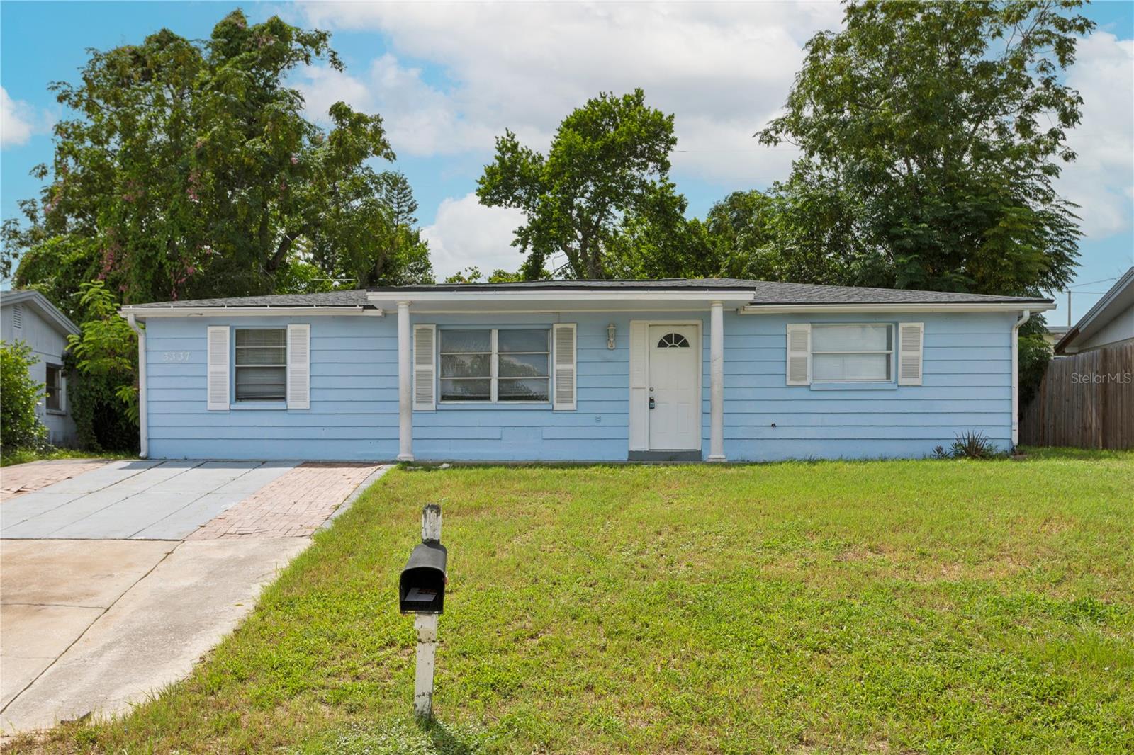 3337 Clydesdale Dr, Holiday, FL 34691