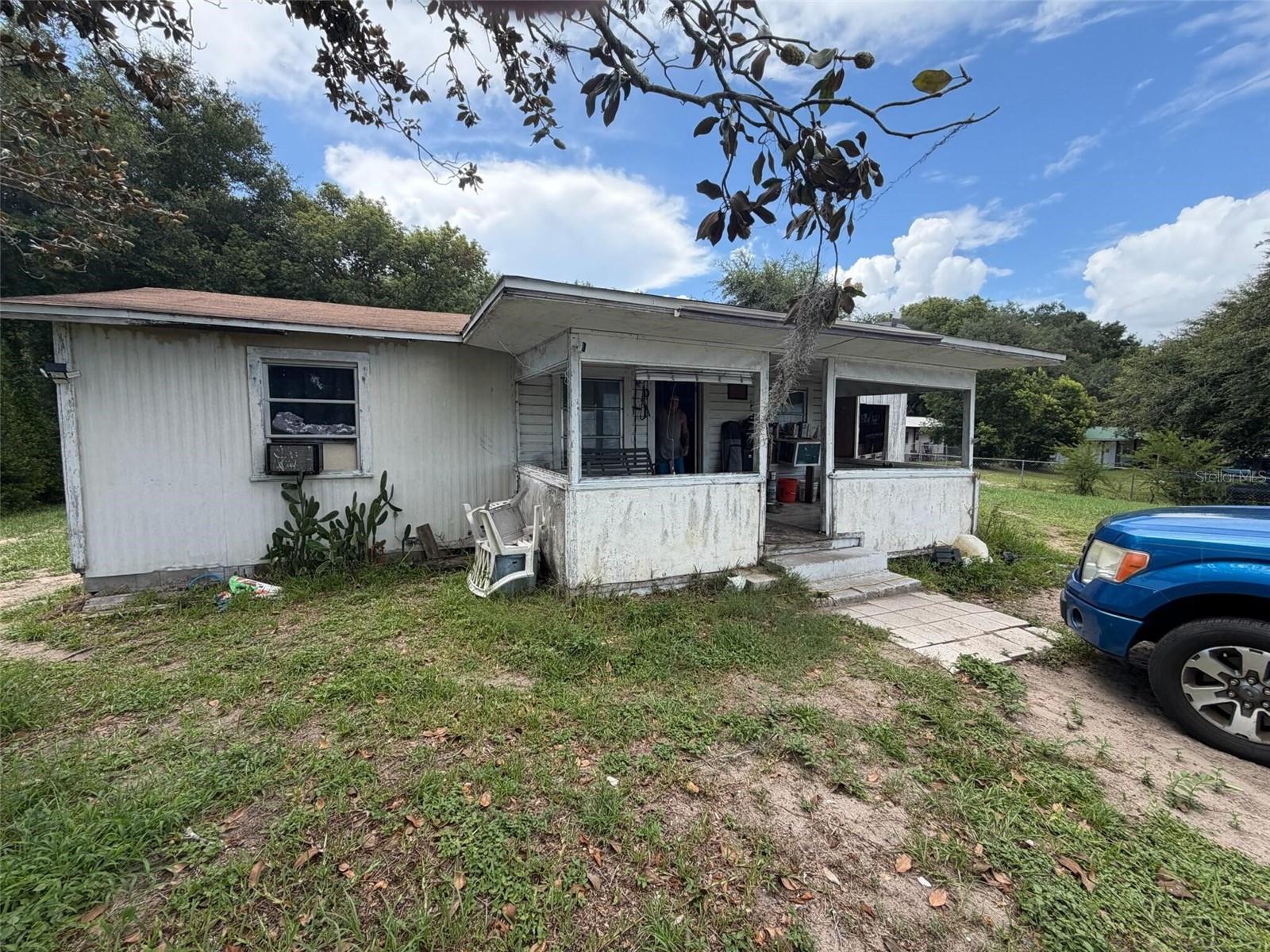 1724 Us Route 301, Sumterville, FL 33585