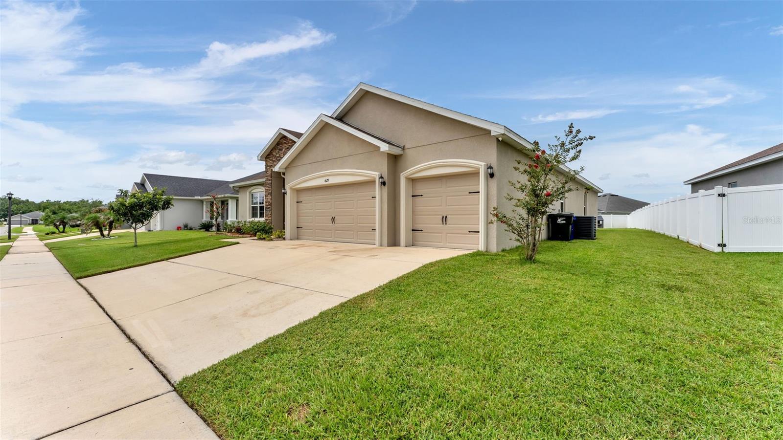 4129 Timber Valley Way, Lakeland, FL 33811 photo