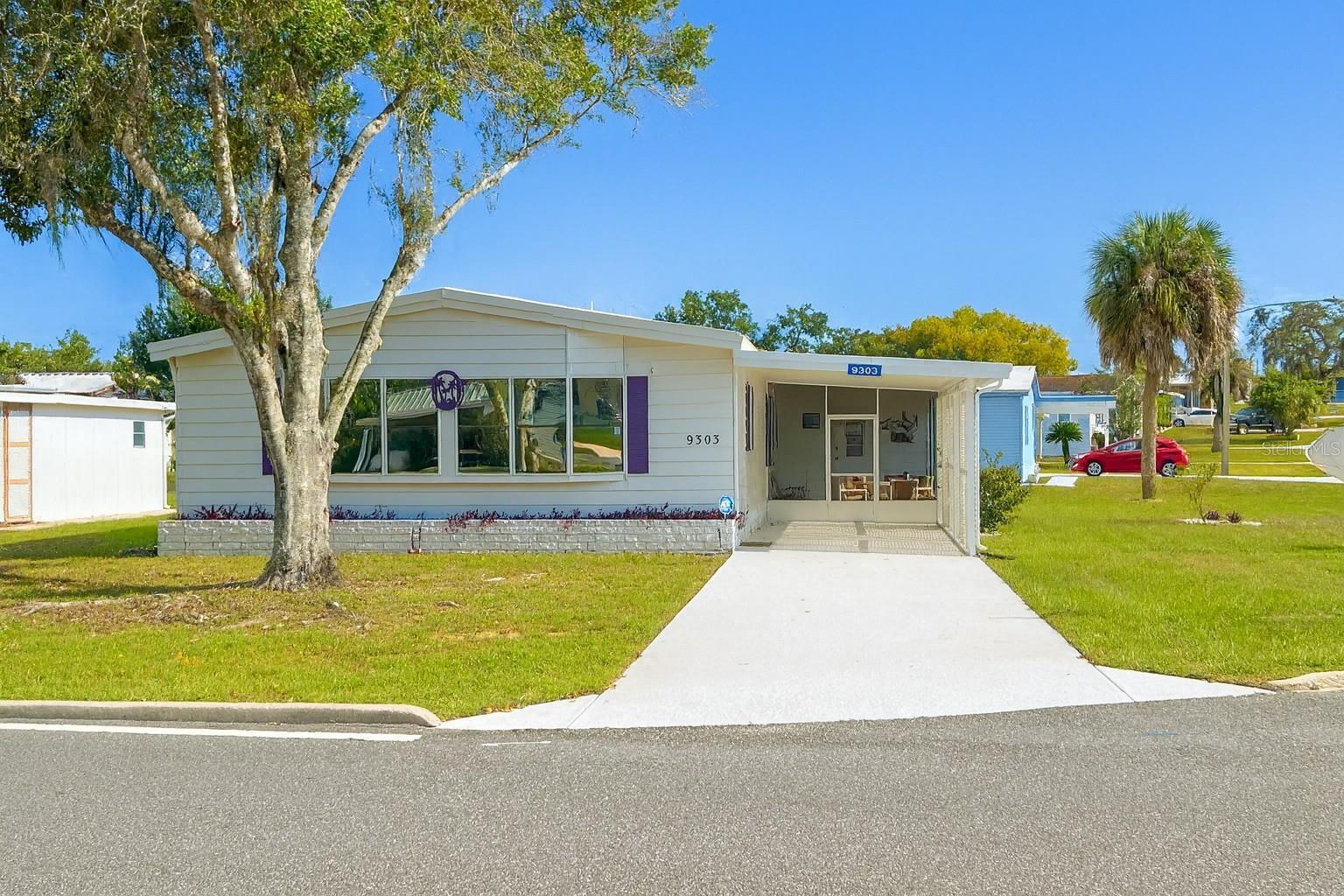 9303 Highpoint Blvd, Brooksville, FL 34613 photo