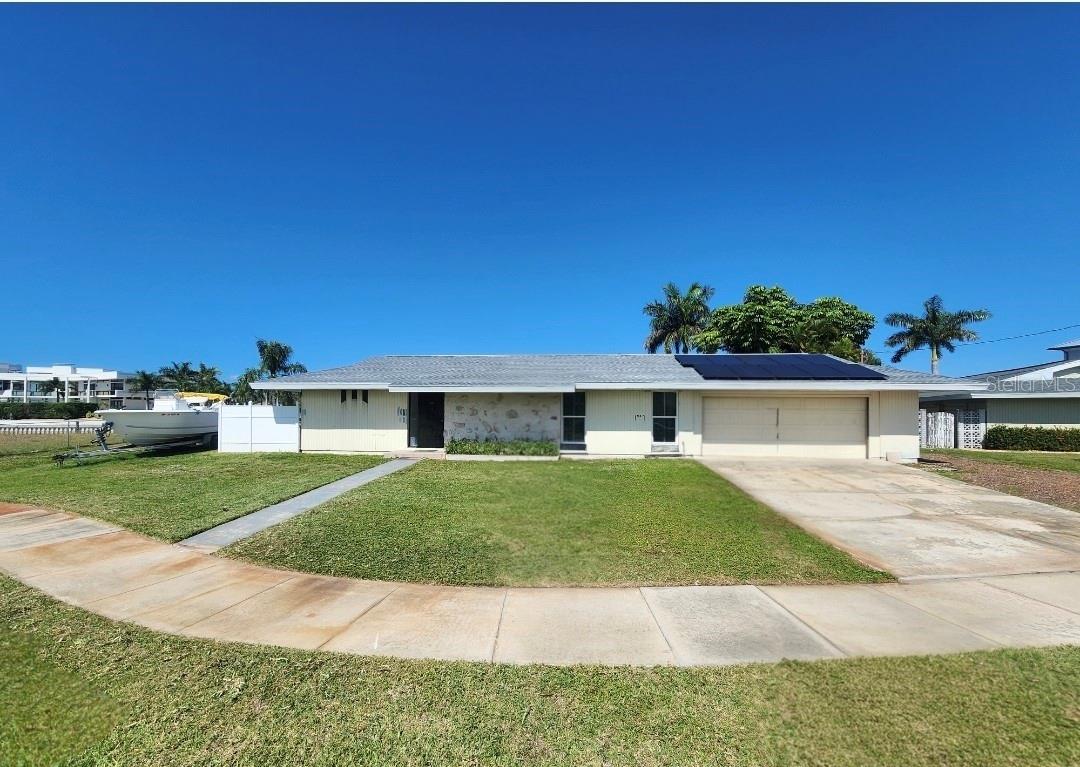 258 Beeney Rd, Port Charlotte, FL 33952