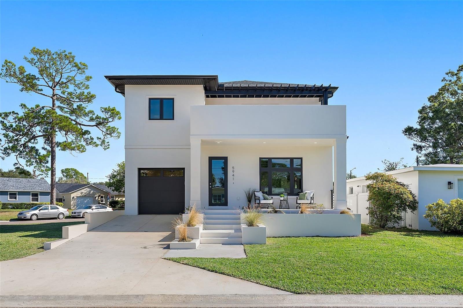 5941 Mangrove St, Saint Petersburg, FL 33703 photo