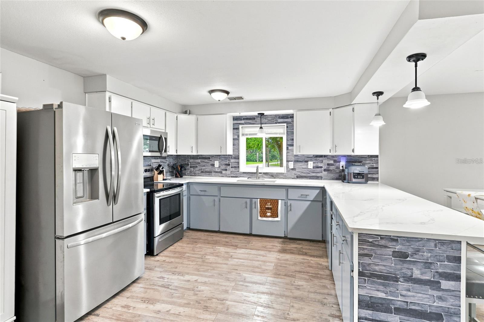 1518 Dickens Rd, Lake Wales, FL 33898 photo