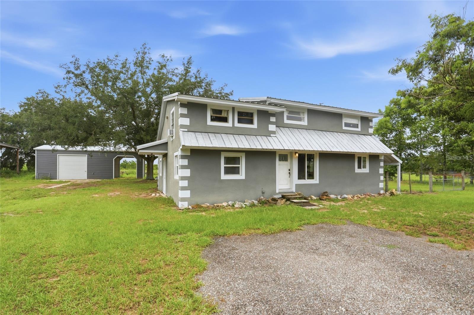 1518 Dickens Rd, Lake Wales, FL 33898