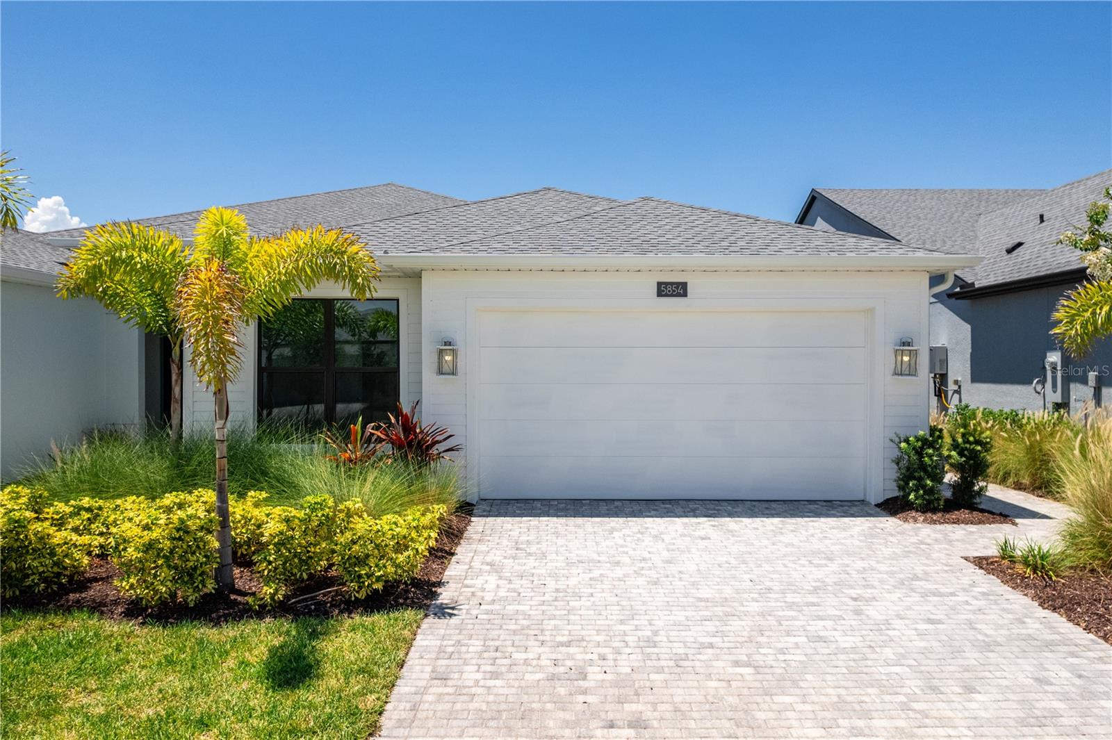 5854 Windbreak Ct, Apollo Beach, FL 33572 photo
