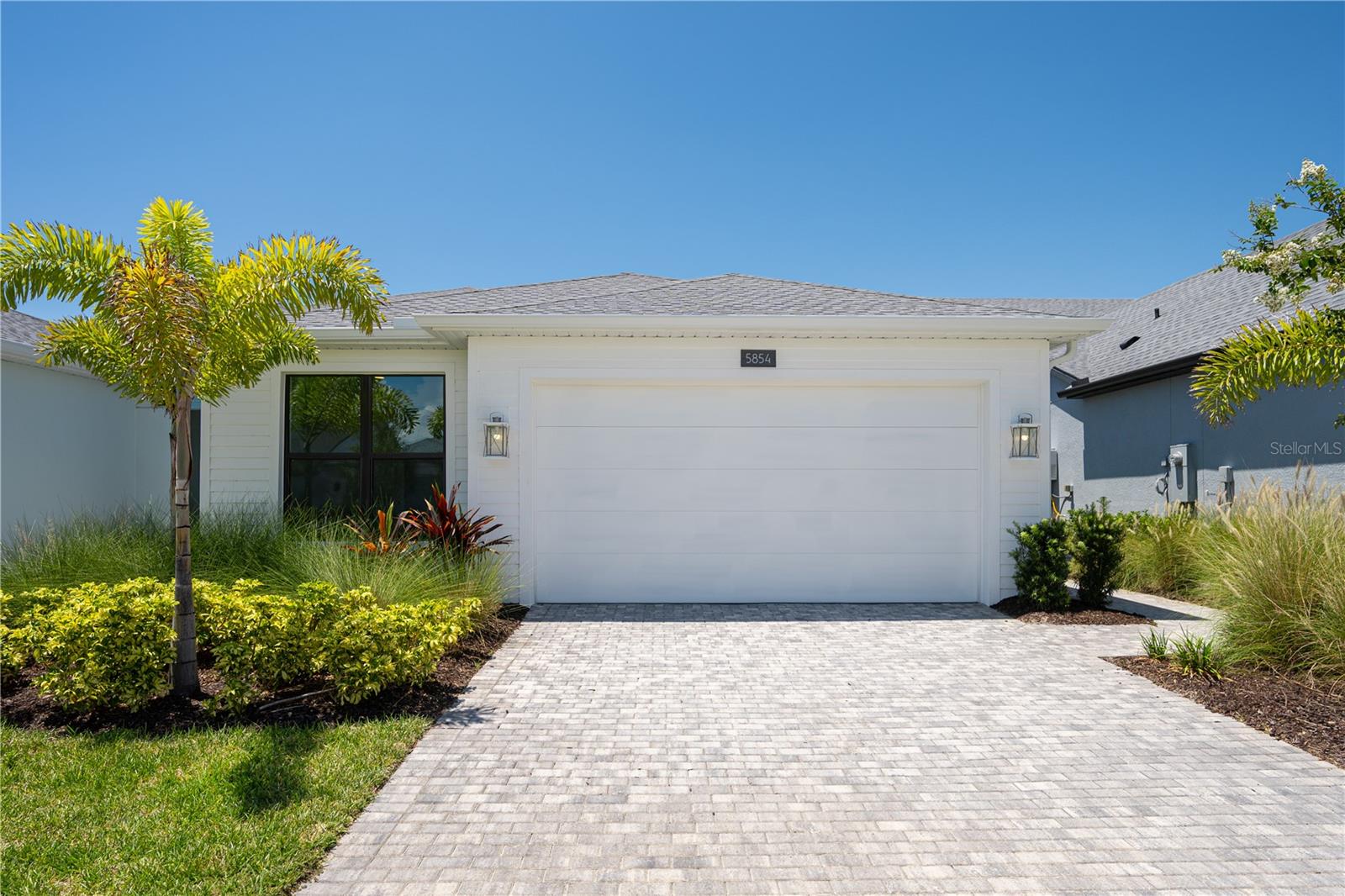 5854 Windbreak Ct, Apollo Beach, FL 33572