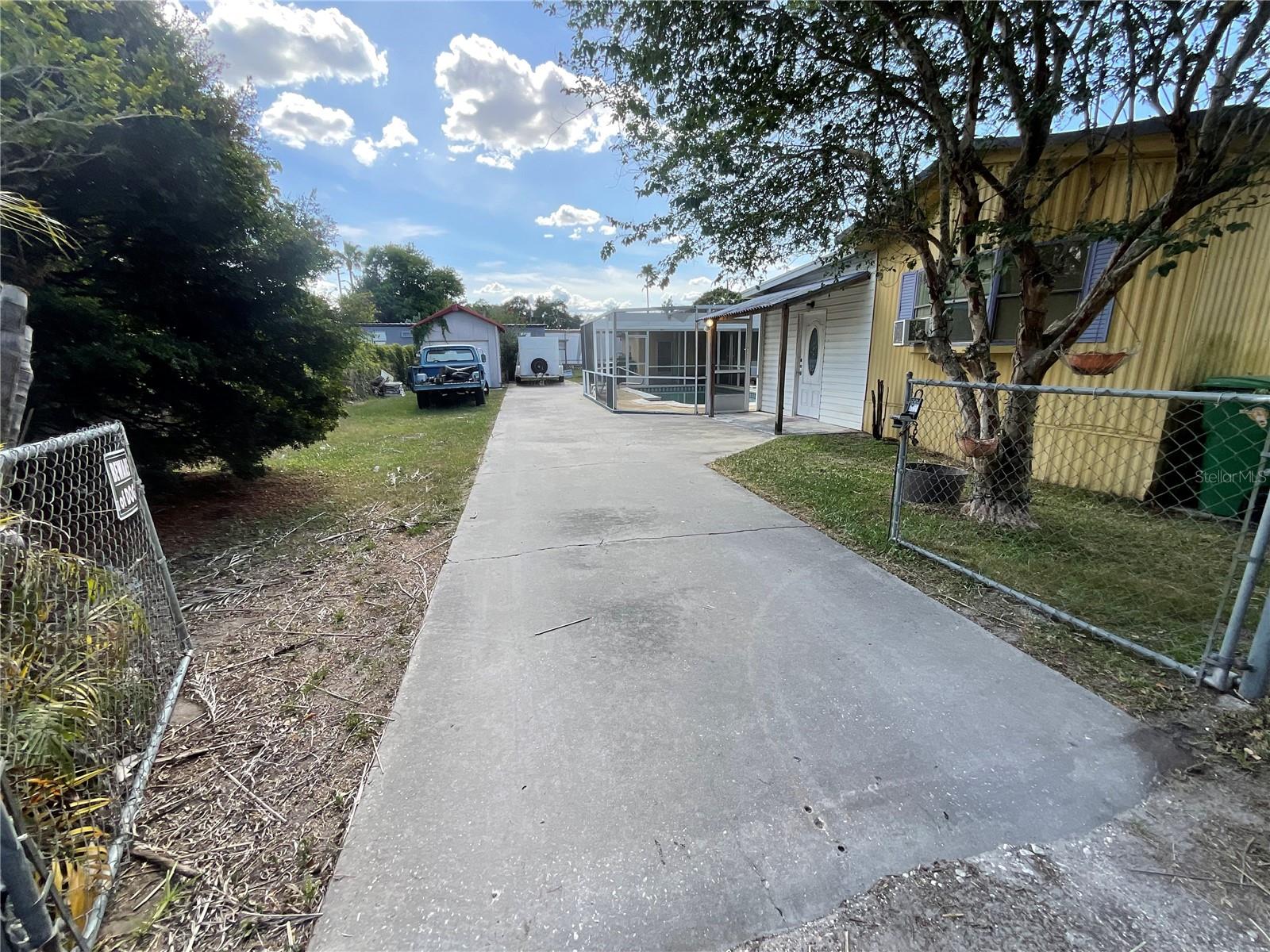 700 Jersey Ct, Dundee, FL 33838 photo