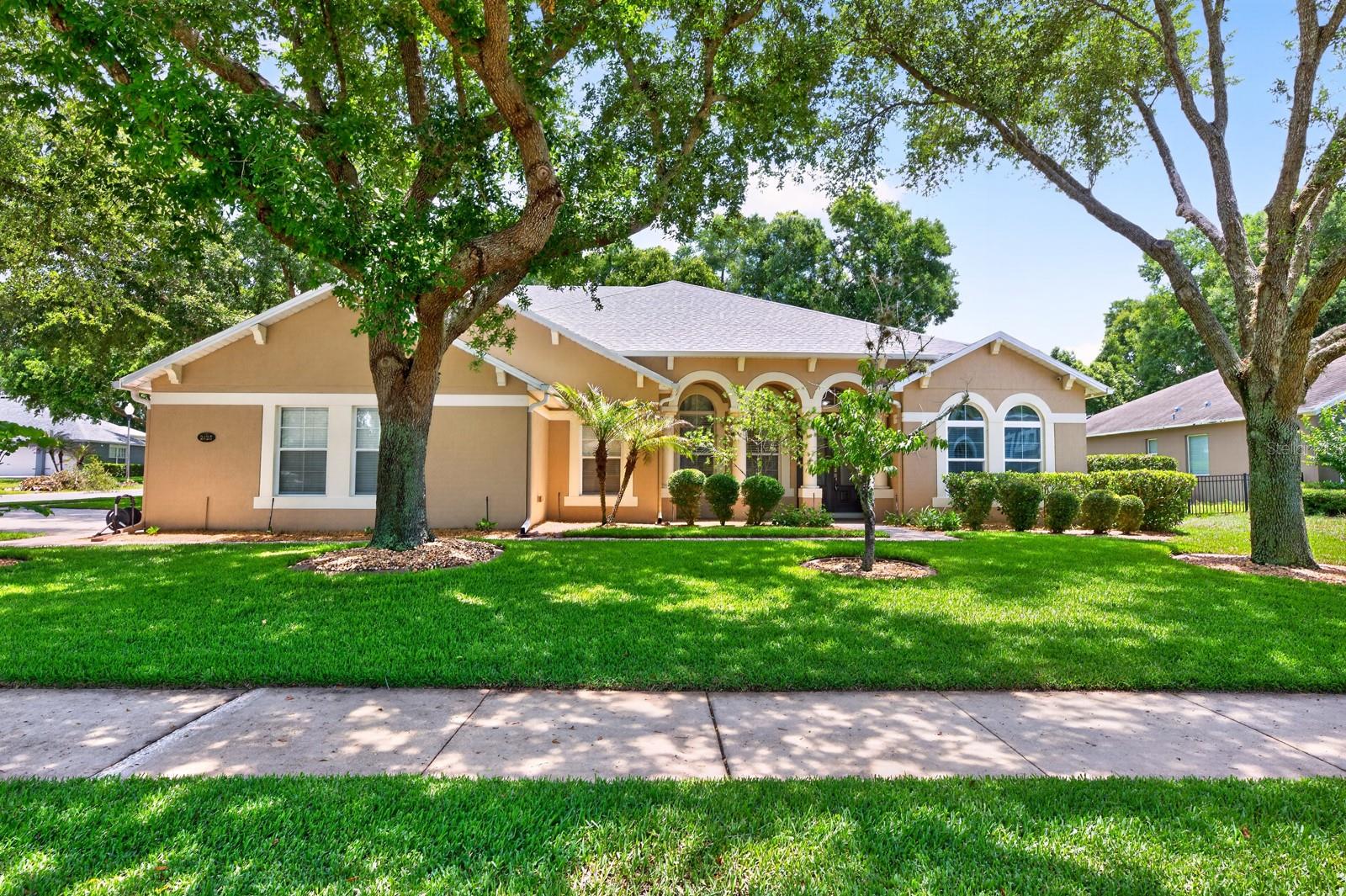 2425 Parkside Meadow Dr, Apopka, FL 32712 photo