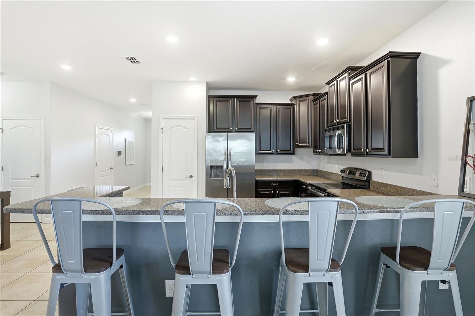 9039 Shadow Mountain St, Davenport, FL 33896 photo