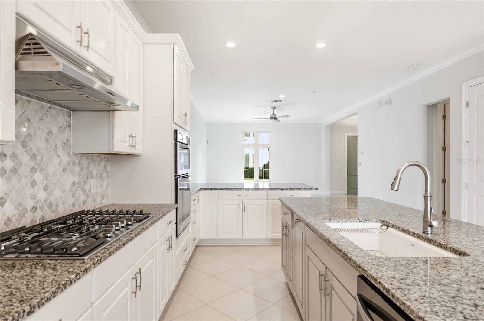 8807 Fountain Palm Aly, Winter Garden, FL 34787 photo