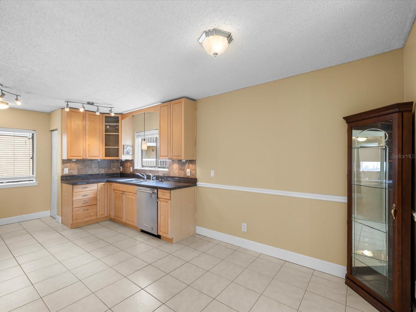1550 S Belcher Rd #421, Clearwater, FL 33764 photo