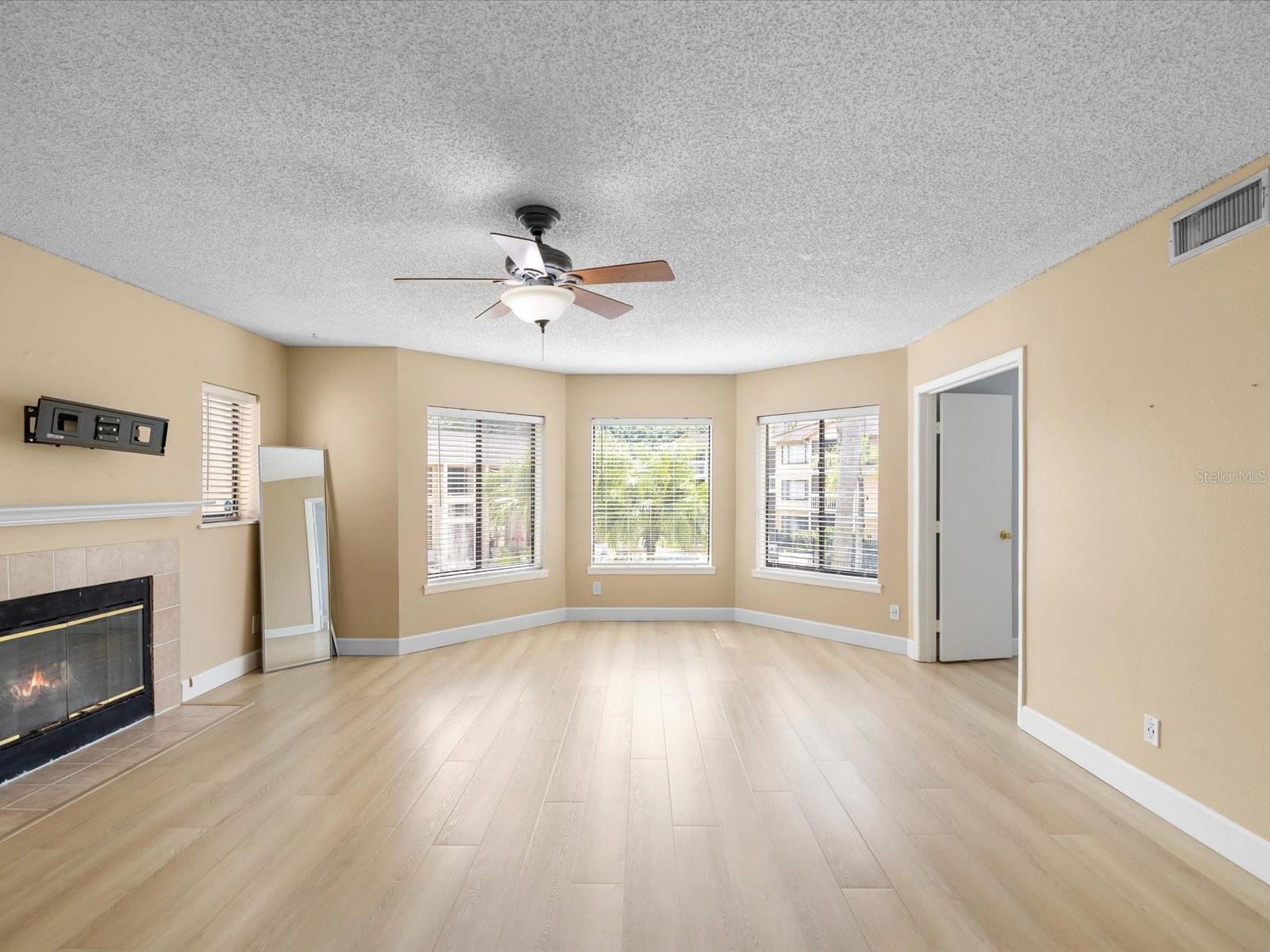 1550 S Belcher Rd #421, Clearwater, FL 33764 photo