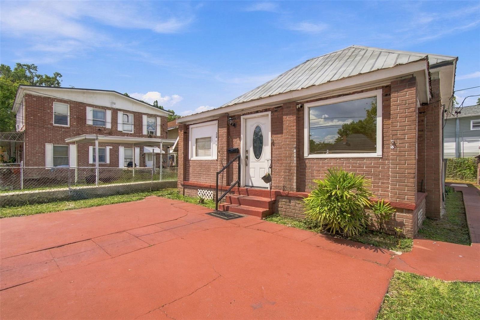 2402 N Highland Ave, Tampa, FL 33602 photo