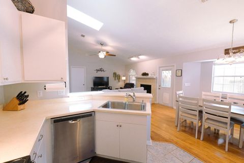 Single Family Residence in GAINESVILLE FL 3735 NW 64TH PLACE 10.jpg