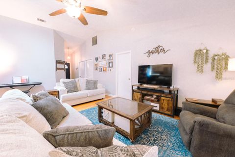 Single Family Residence in GAINESVILLE FL 3735 NW 64TH PLACE 12.jpg