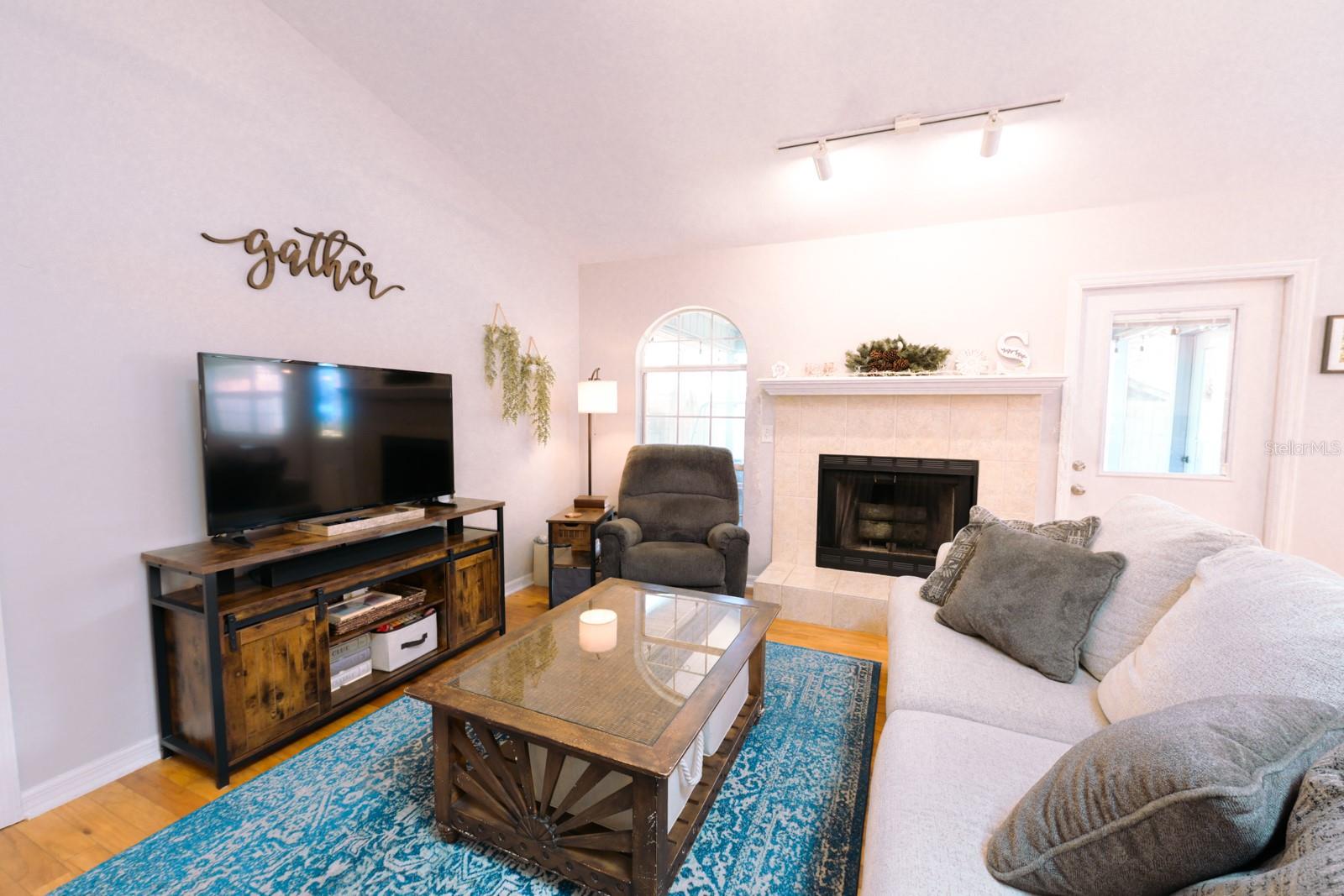 Single Family Residence in GAINESVILLE FL 3735 NW 64TH PLACE 5.jpg