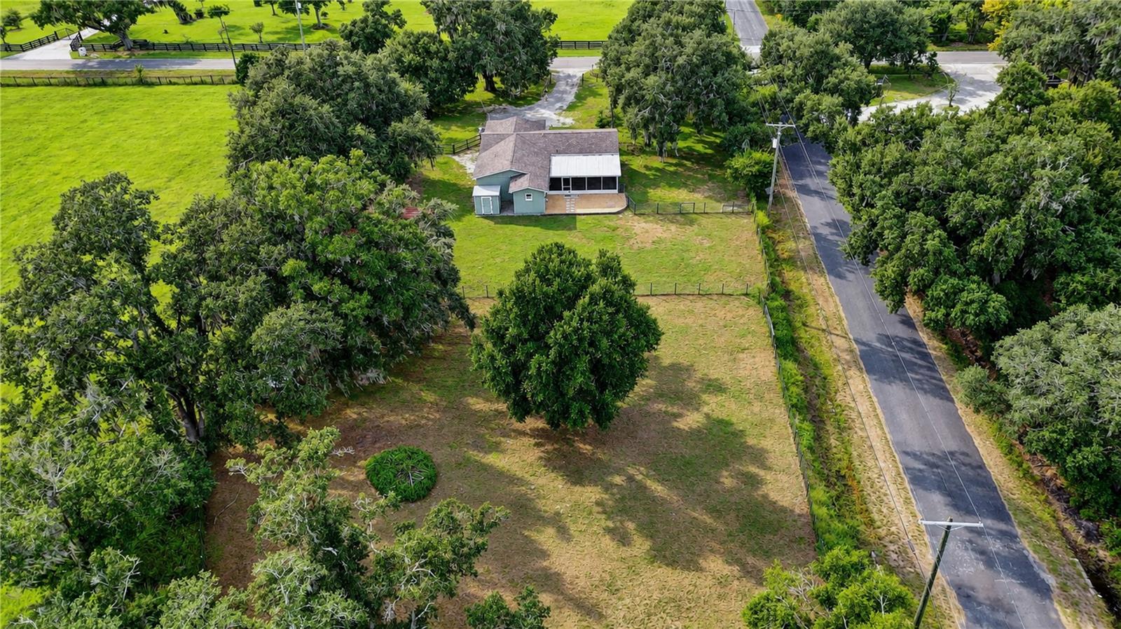 3712 Gallagher Rd, Plant City, FL 33565 photo