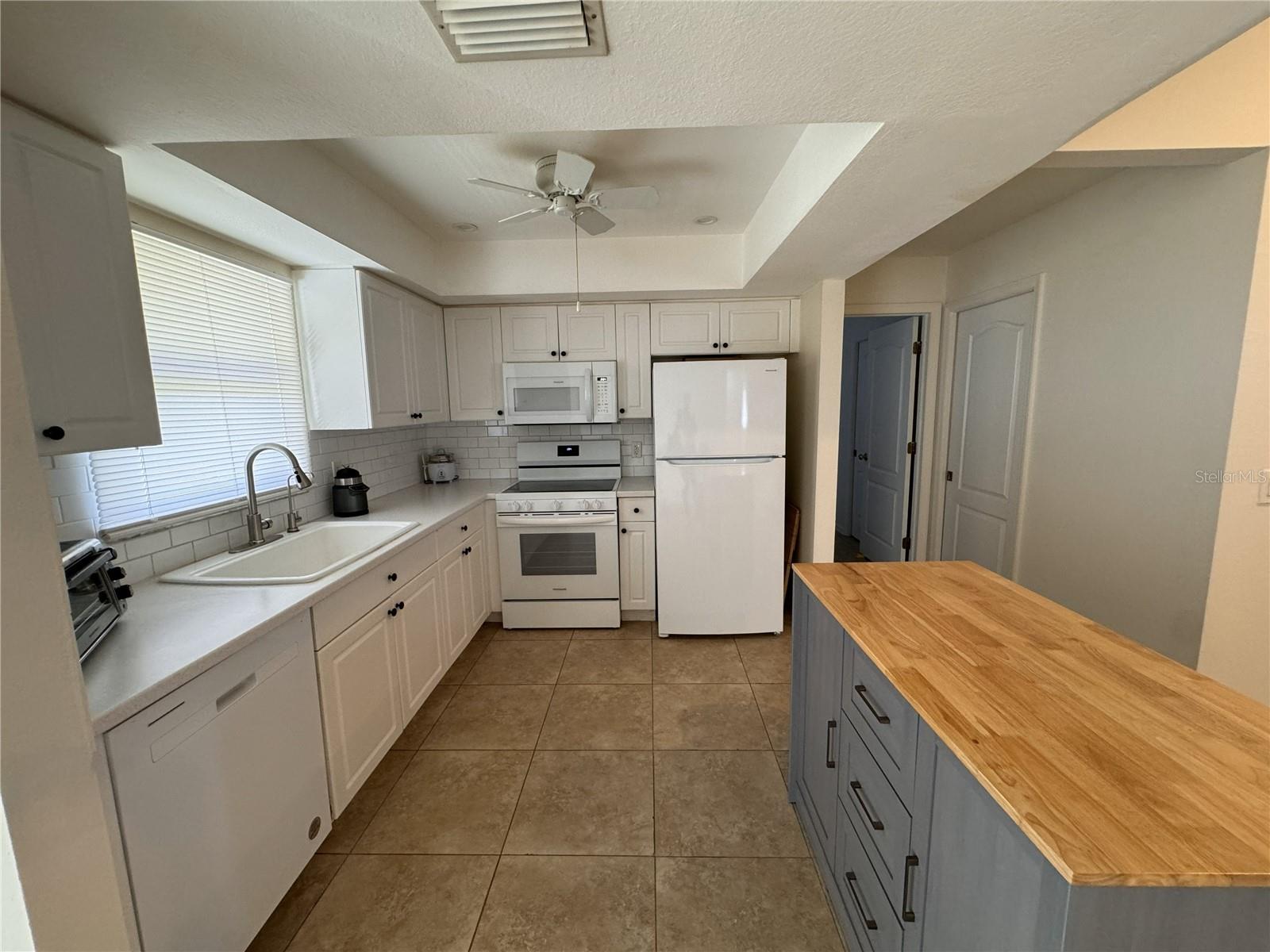 3806 SW 6 Ave, Cape Coral, FL 33914 photo