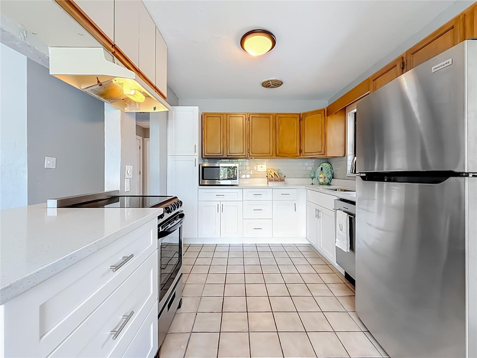 355 39 Ave, St Pete Beach, FL 33706 photo