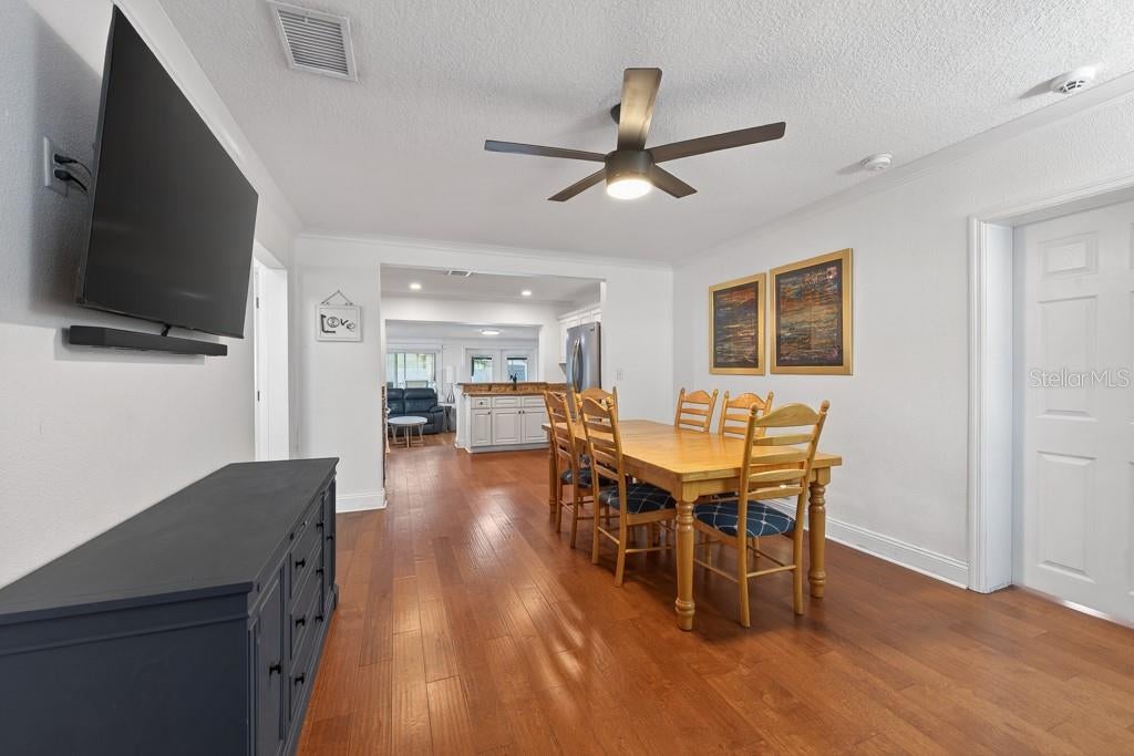 1715 S Hubert Ave, Tampa, FL 33629 photo