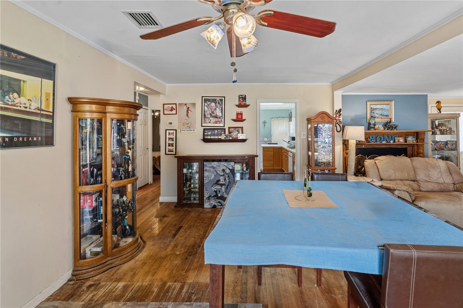 26015 Sackamaxon Dr, Sorrento, FL 32776 photo