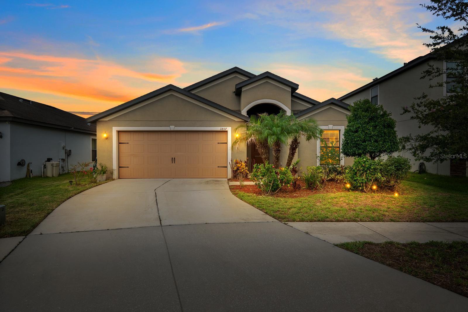 11837 Thicket Wood Dr, Riverview, FL 33579 photo