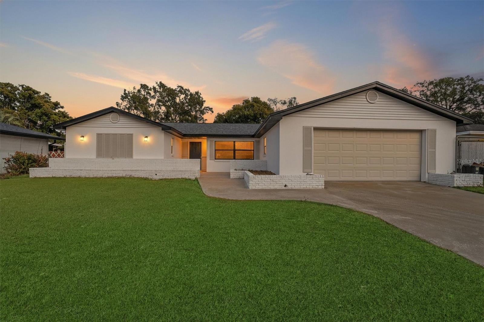 517 Hickorywood Ave, Altamonte Springs, FL 32714