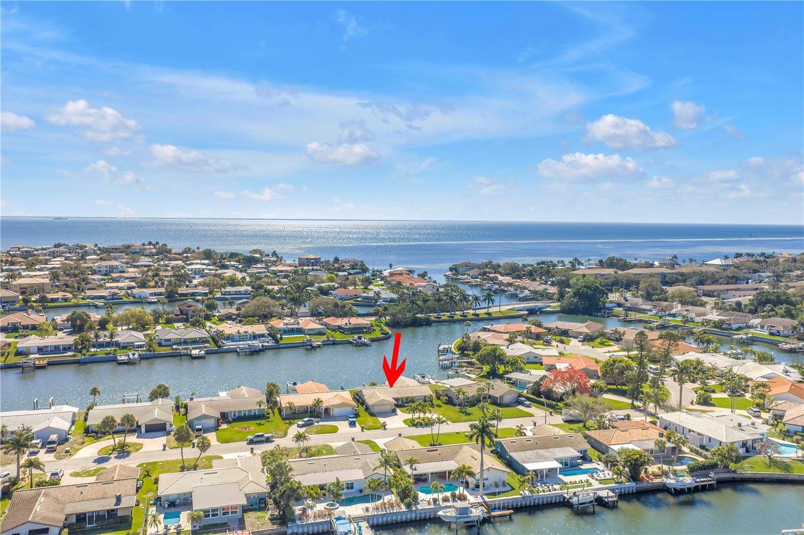 1964 Massachusetts Ave, Saint Petersburg, FL 33703 photo