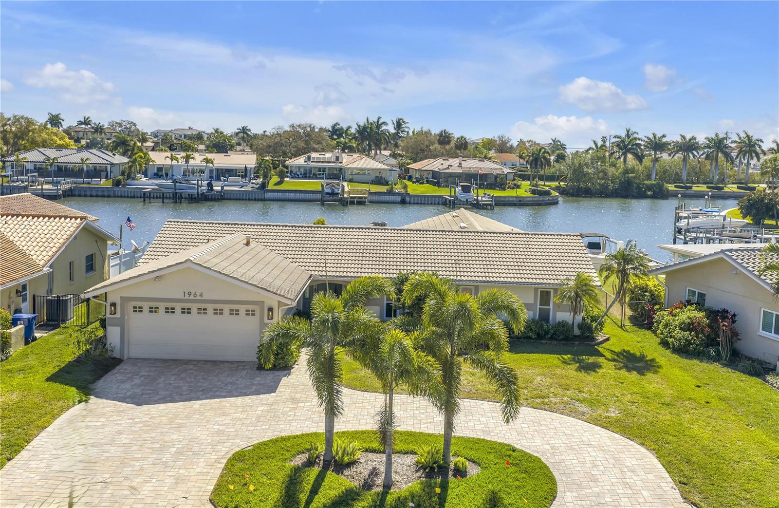 1964 Massachusetts Ave, Saint Petersburg, FL 33703