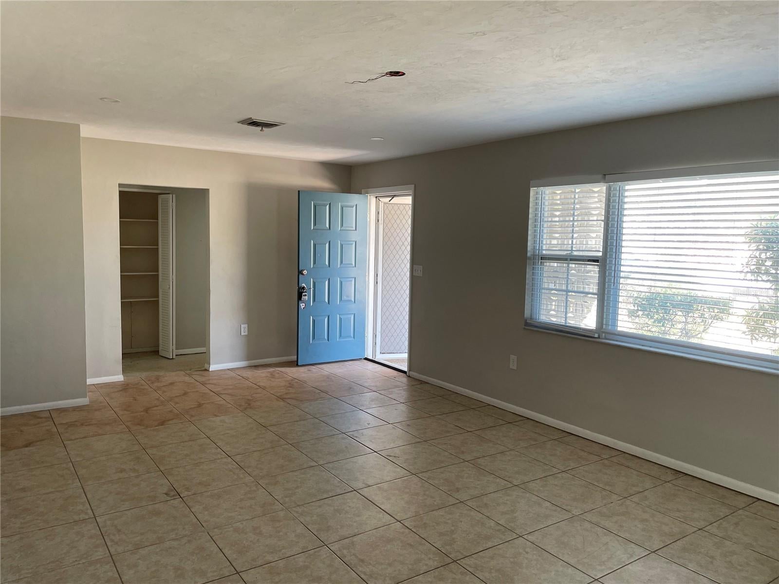 10307 Sandpiper Rd, Bradenton, FL 34209 photo