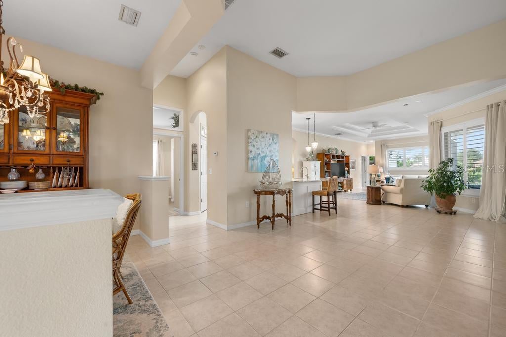 264 Dahlia Ct, Bradenton, FL 34212 photo