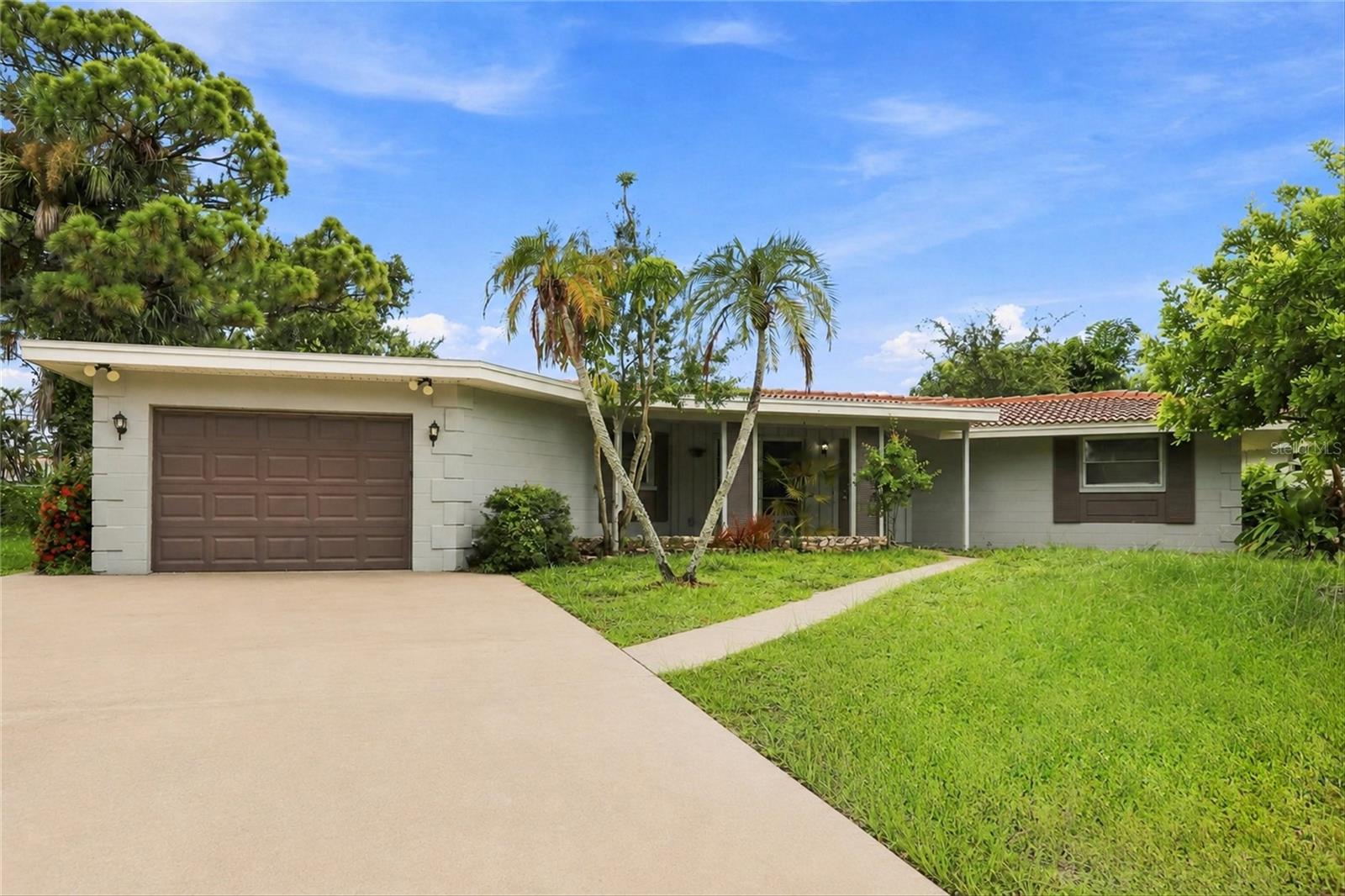 131 Degas Dr, Nokomis, FL 34275