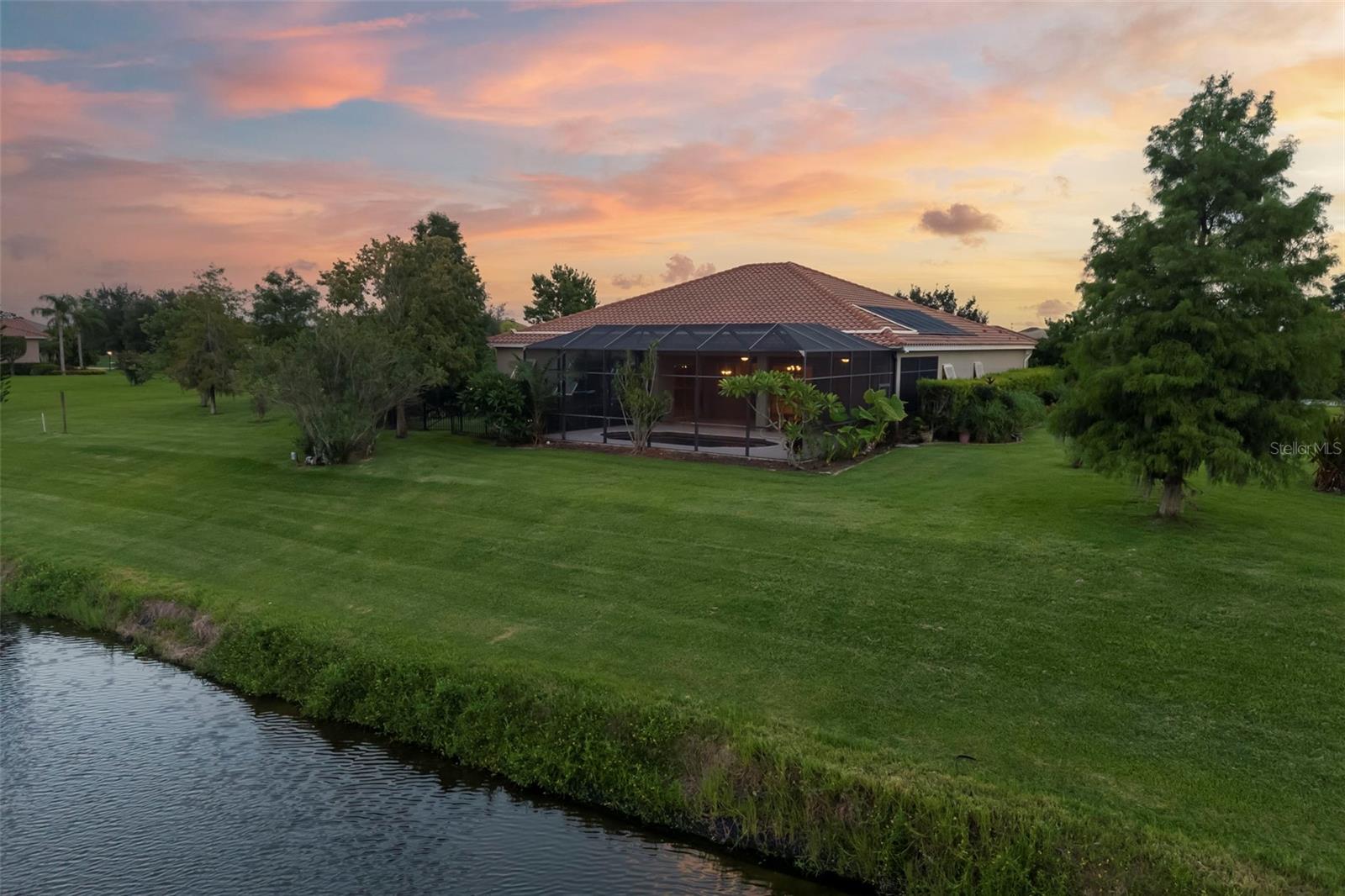 8420 Webber Rd, Sarasota, FL 34240 photo