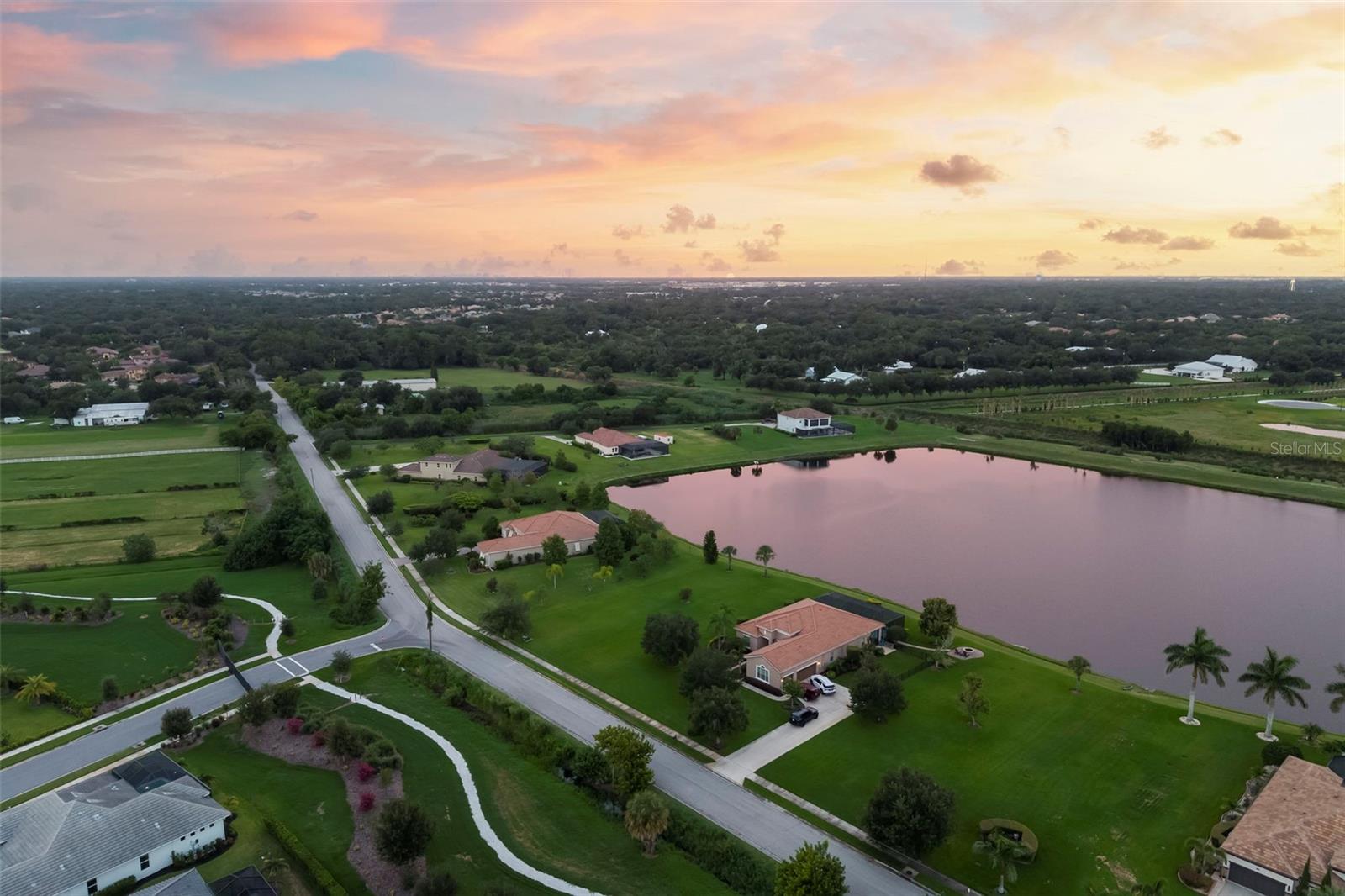 8420 Webber Rd, Sarasota, FL 34240 photo